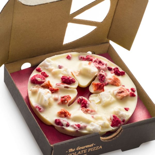 Mini Eton Mess Chocolate pizza